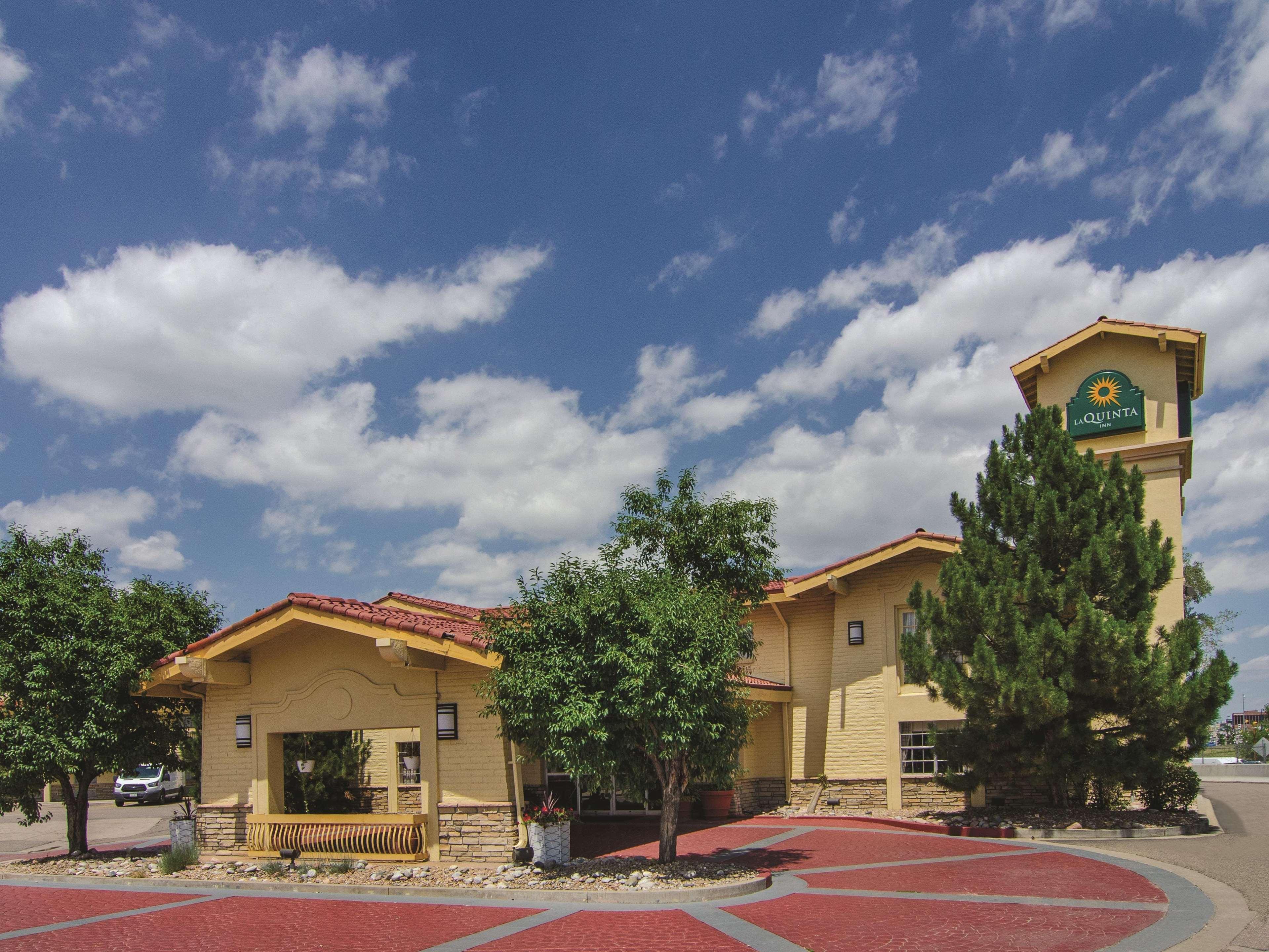 La Quinta Inn By Wyndham Denver Cherry Creek Exterior photo